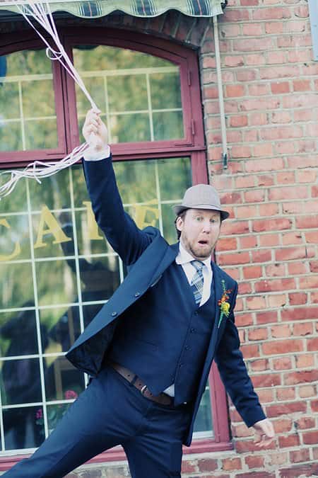 Oskar Allerby wedding Photo with balloons